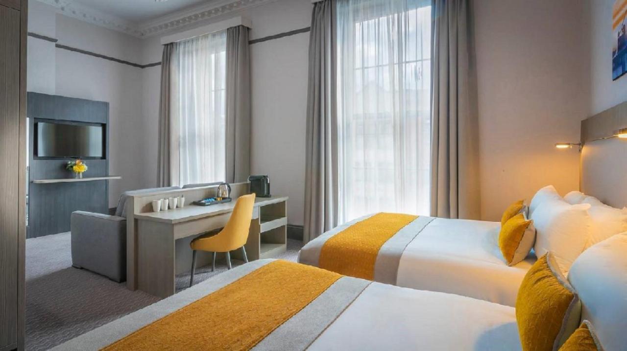 Superior Quadruple Room,1703547420:JPEG